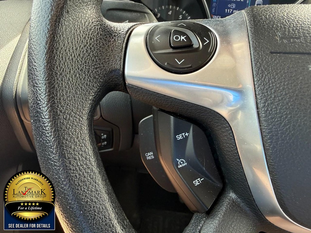 Ford Focus Vehicle Full-screen Gallery Image 10