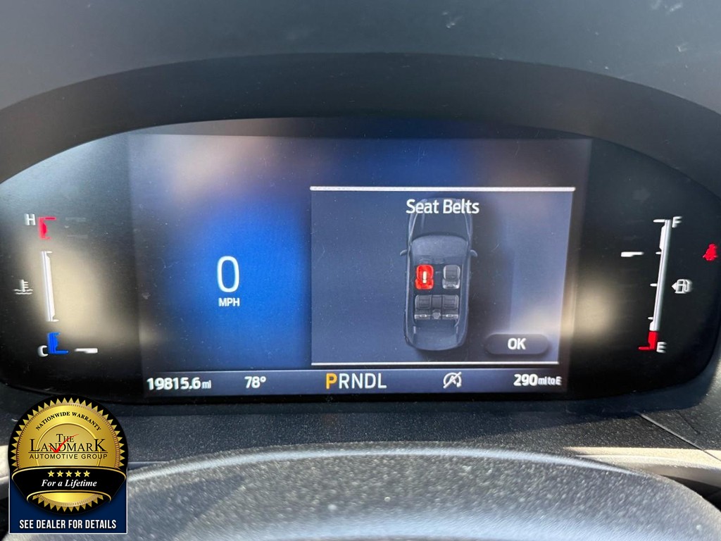 Ford Escape Vehicle Full-screen Gallery Image 12