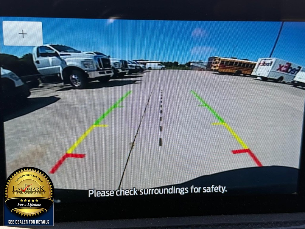 Ford Escape Vehicle Full-screen Gallery Image 13