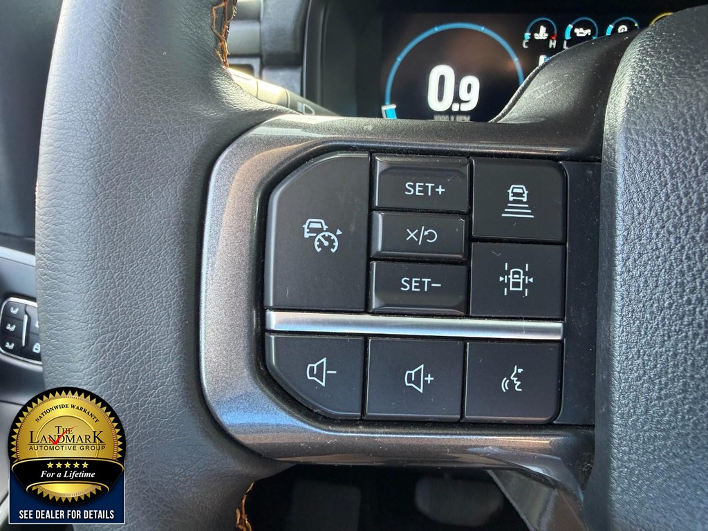 Ford F-150 Vehicle Full-screen Gallery Image 10