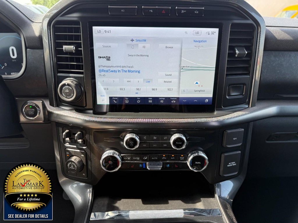 Ford F-150 Vehicle Full-screen Gallery Image 20