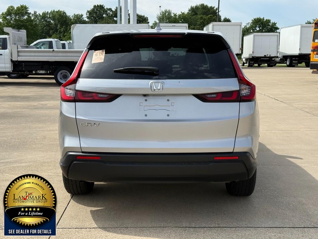 Honda CR-V Vehicle Full-screen Gallery Image 5