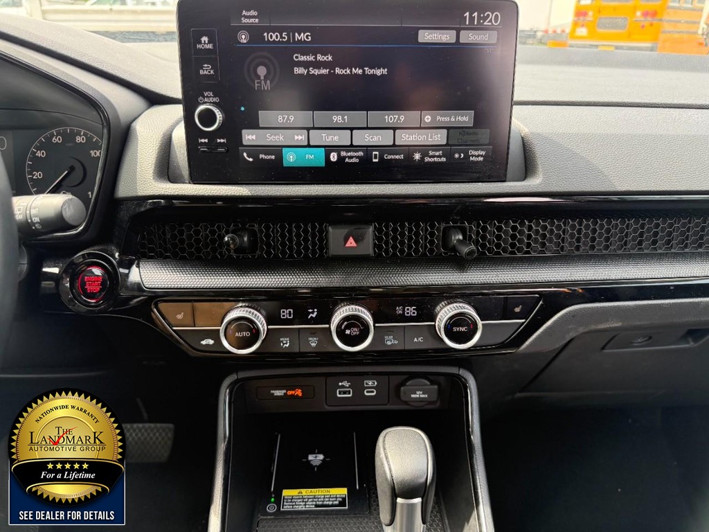 Honda CR-V Vehicle Full-screen Gallery Image 18