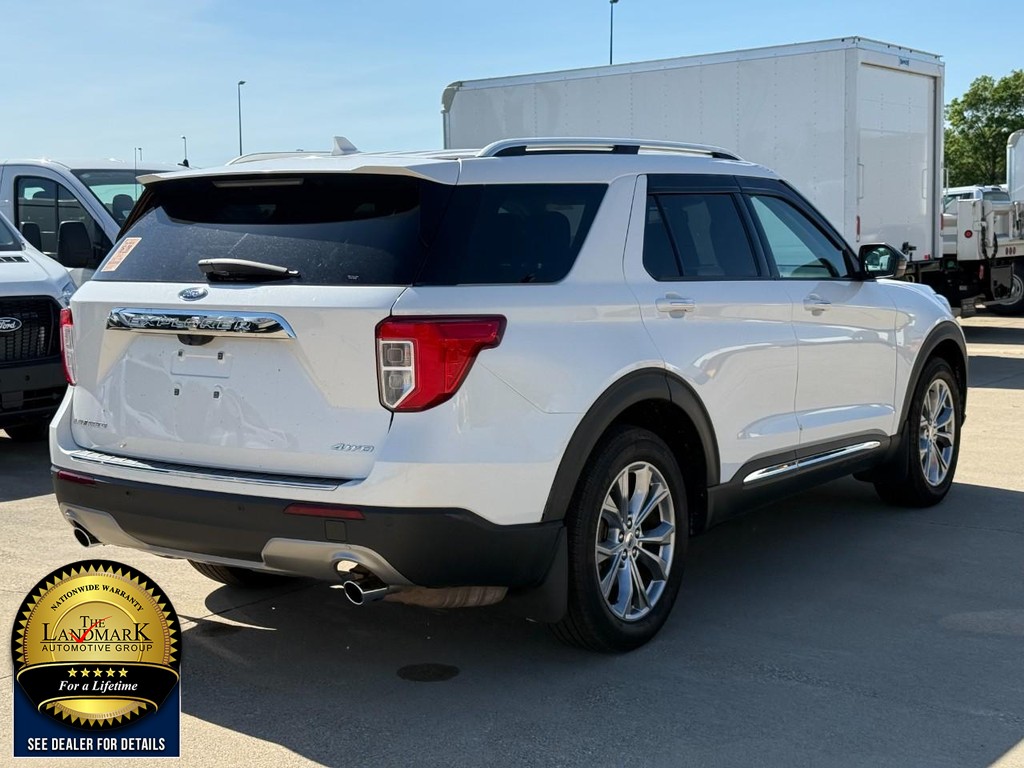Ford Explorer Vehicle Full-screen Gallery Image 05