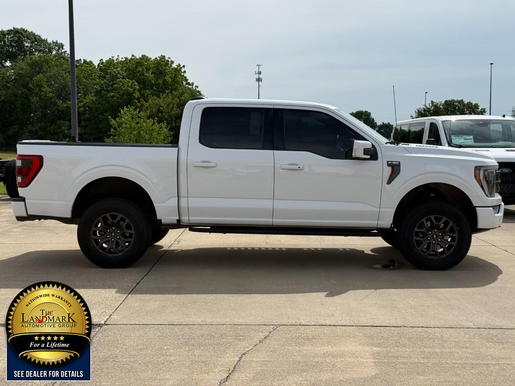 Ford F-150 Vehicle Full-screen Gallery Image 4