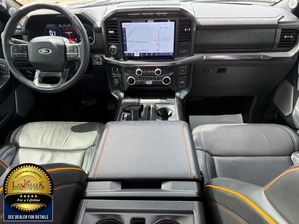 Ford F-150 Vehicle Full-screen Gallery Image 18