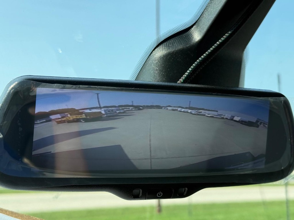 Ford E-Series Cutaway Vehicle Full-screen Gallery Image 13