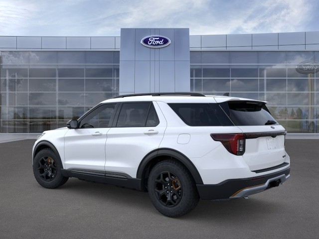 Ford Explorer Vehicle Full-screen Gallery Image 4