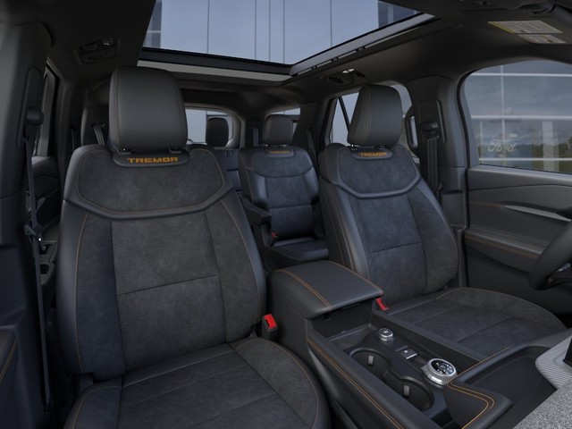 Ford Explorer Vehicle Full-screen Gallery Image 10
