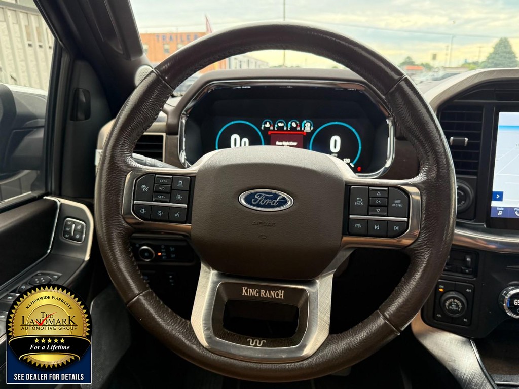 Ford F-150 Vehicle Full-screen Gallery Image 19
