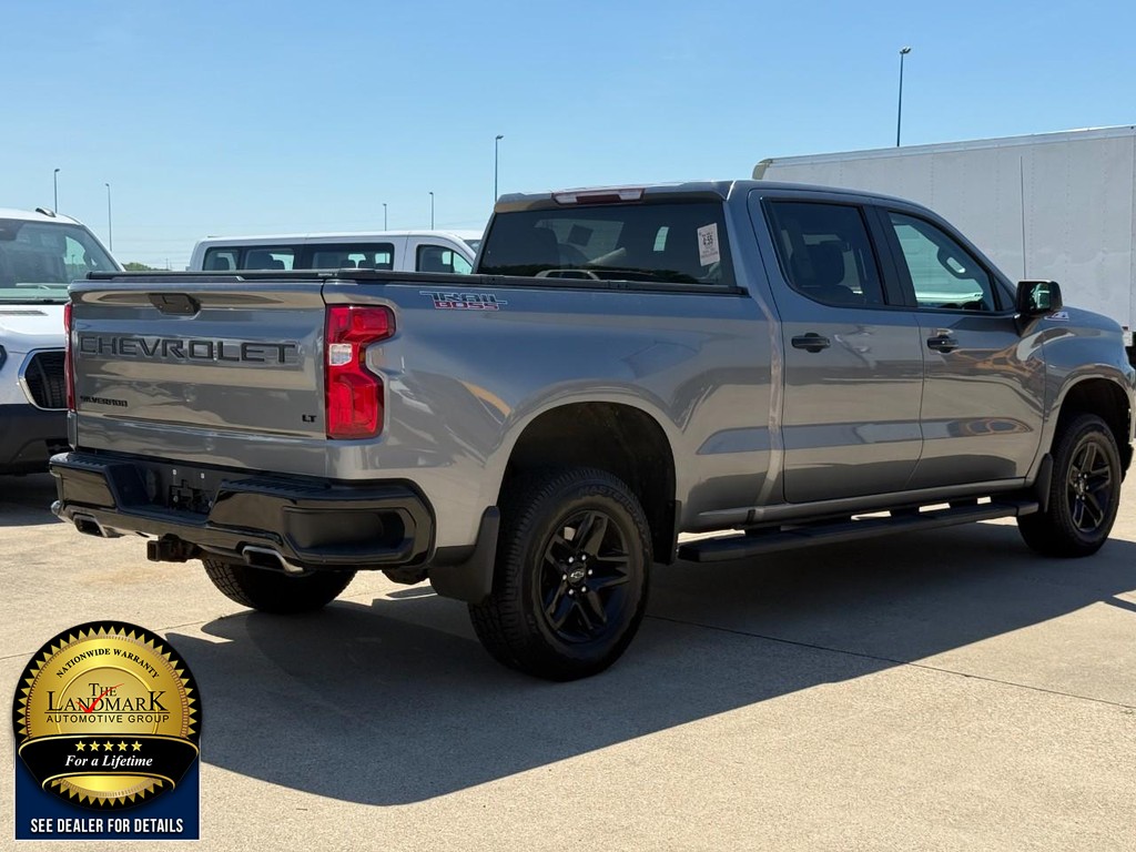 Chevrolet Silverado 1500 Vehicle Full-screen Gallery Image 5