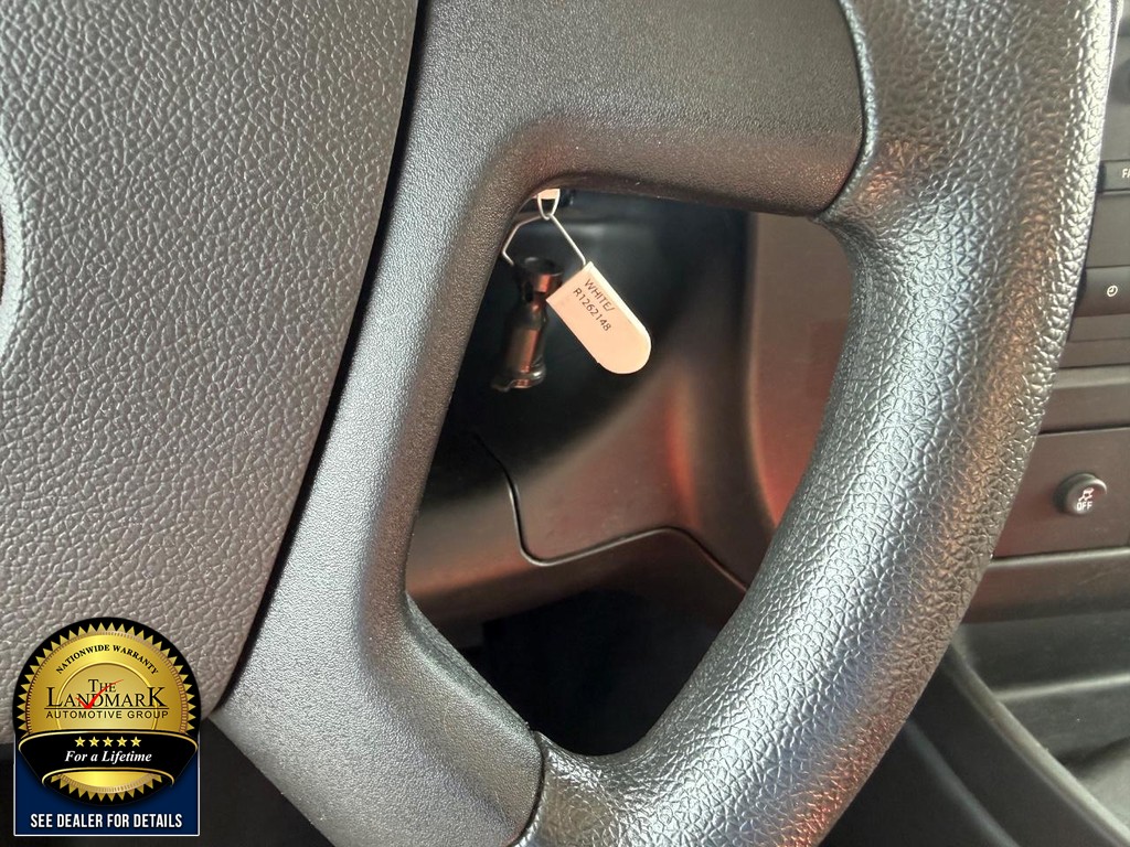 Chevrolet Express Cargo Van Vehicle Full-screen Gallery Image 11