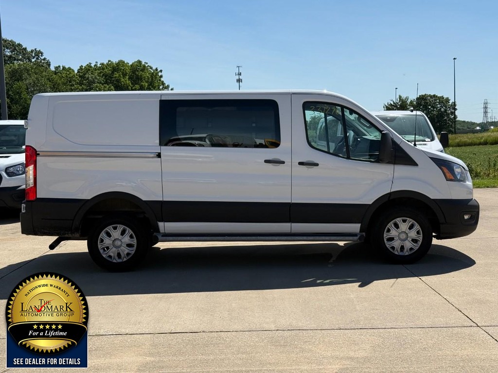 Ford Transit Cargo Van Vehicle Full-screen Gallery Image 4