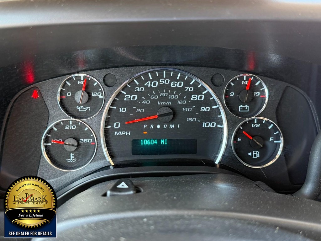 Chevrolet Express Cargo Van Vehicle Full-screen Gallery Image 11