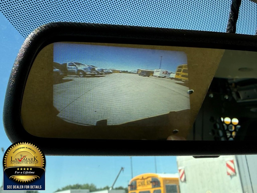 Chevrolet Express Cargo Van Vehicle Full-screen Gallery Image 12