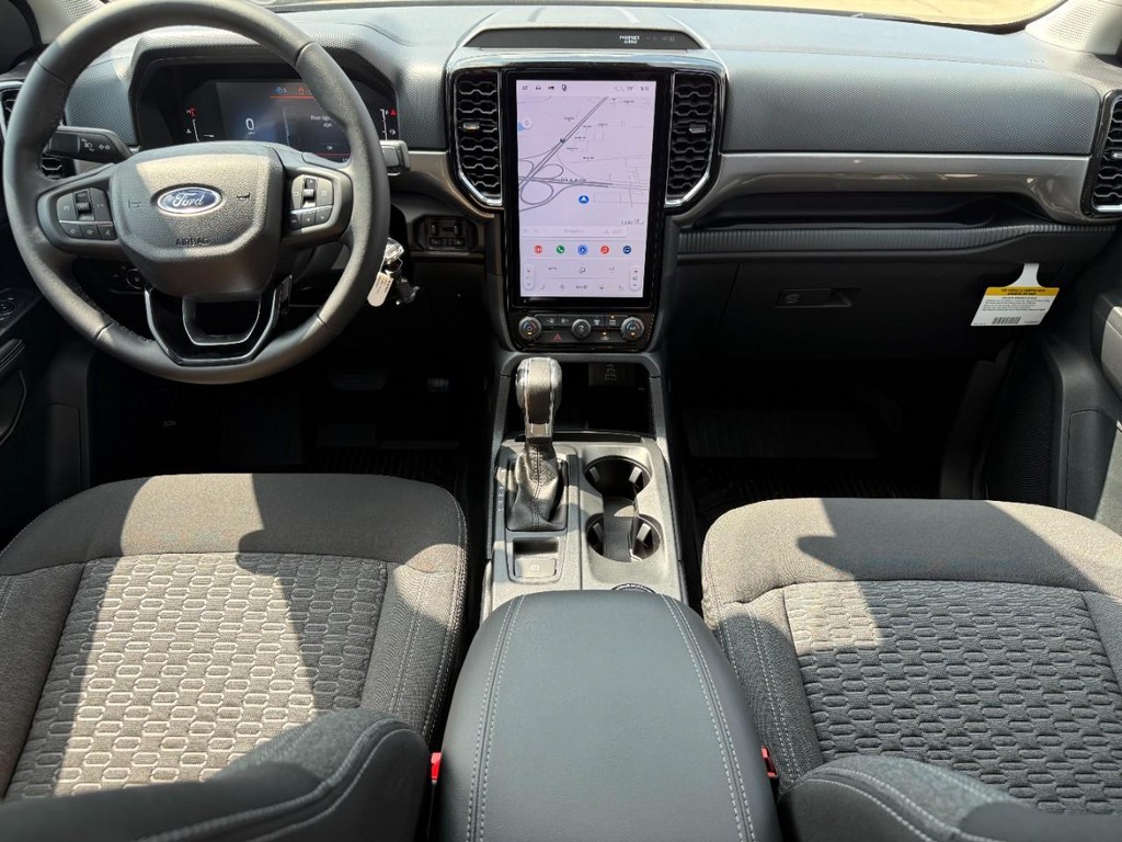Ford Ranger Vehicle Full-screen Gallery Image 17