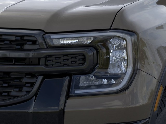 Ford Ranger Vehicle Full-screen Gallery Image 18