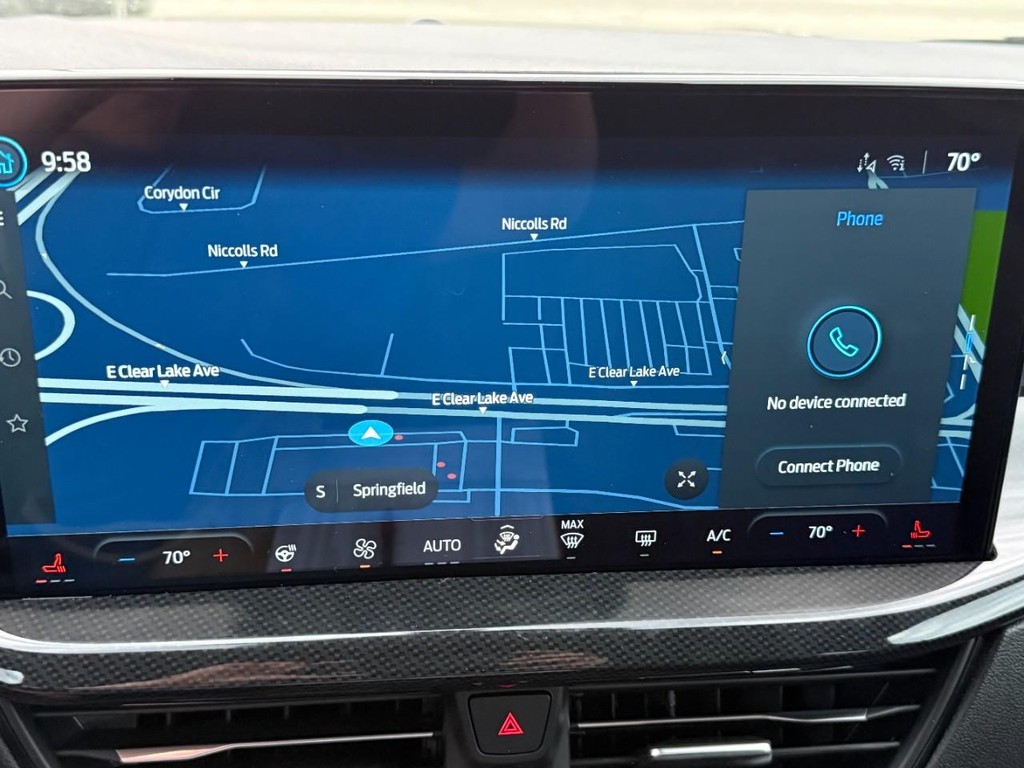 Ford Escape Vehicle Full-screen Gallery Image 16