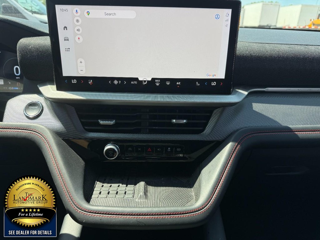 Ford Explorer Vehicle Full-screen Gallery Image 20