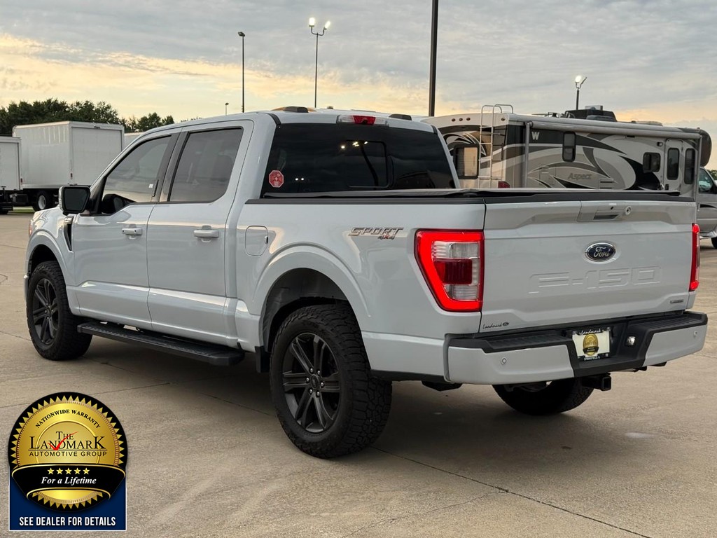 Ford F-150 Vehicle Full-screen Gallery Image 7