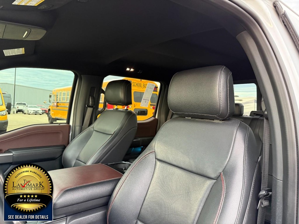 Ford F-150 Vehicle Full-screen Gallery Image 9