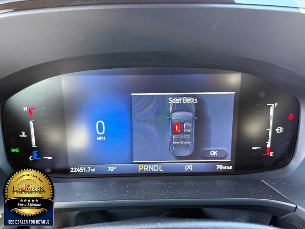 Ford Escape Vehicle Full-screen Gallery Image 12