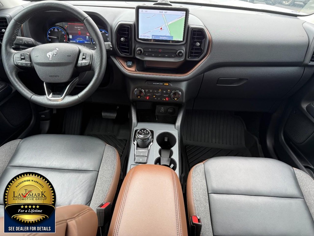 Ford Bronco Sport Vehicle Full-screen Gallery Image 18