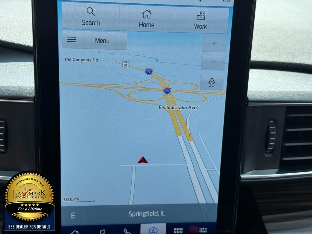 Ford Explorer Vehicle Full-screen Gallery Image 15