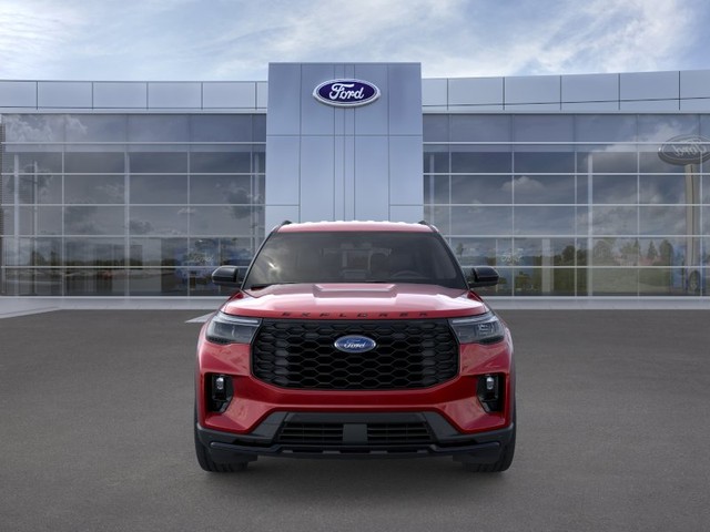 Ford Explorer Vehicle Full-screen Gallery Image 6