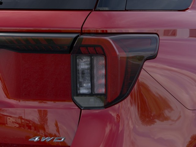 Ford Explorer Vehicle Full-screen Gallery Image 21
