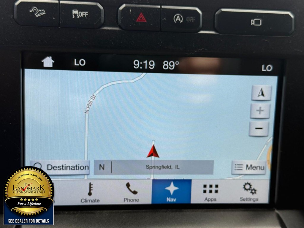 Ford F-150 Vehicle Full-screen Gallery Image 17