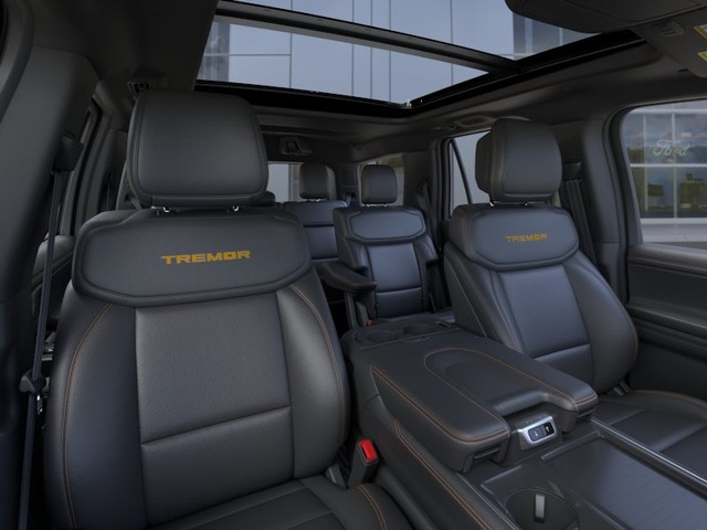 Ford Expedition Vehicle Full-screen Gallery Image 10