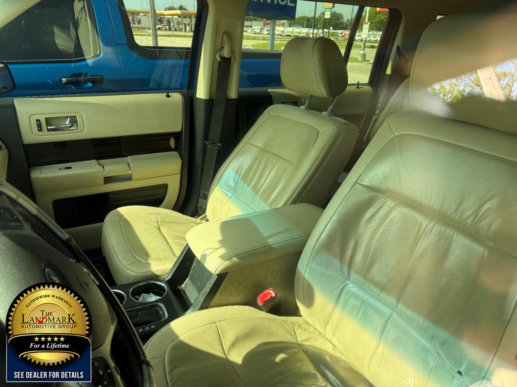 Ford Flex Vehicle Full-screen Gallery Image 04