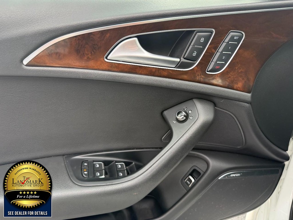 Audi A6 Vehicle Full-screen Gallery Image 08