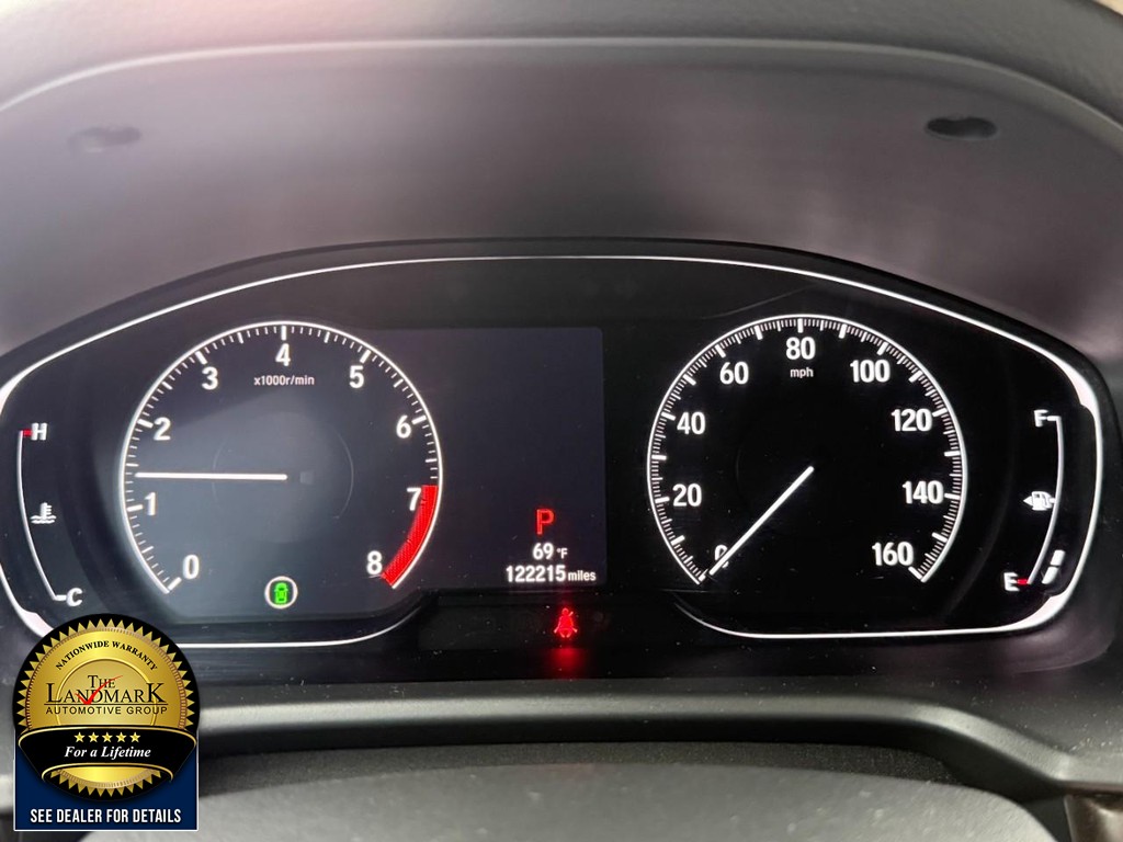 Honda Accord Sedan Vehicle Full-screen Gallery Image 12
