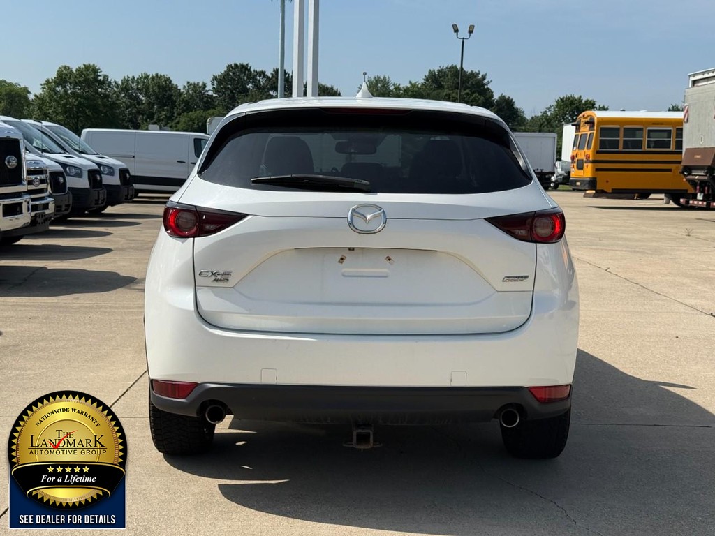 Mazda CX-5 Vehicle Full-screen Gallery Image 6