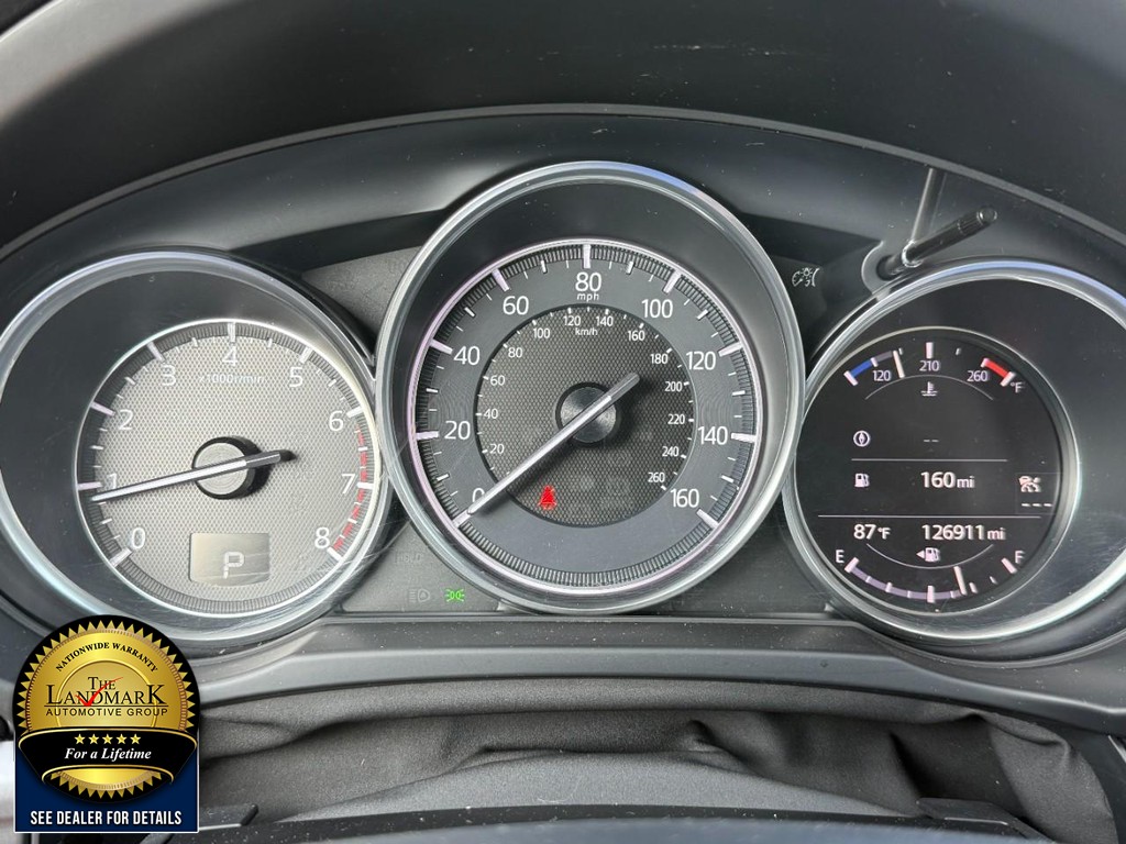 Mazda CX-5 Vehicle Full-screen Gallery Image 12