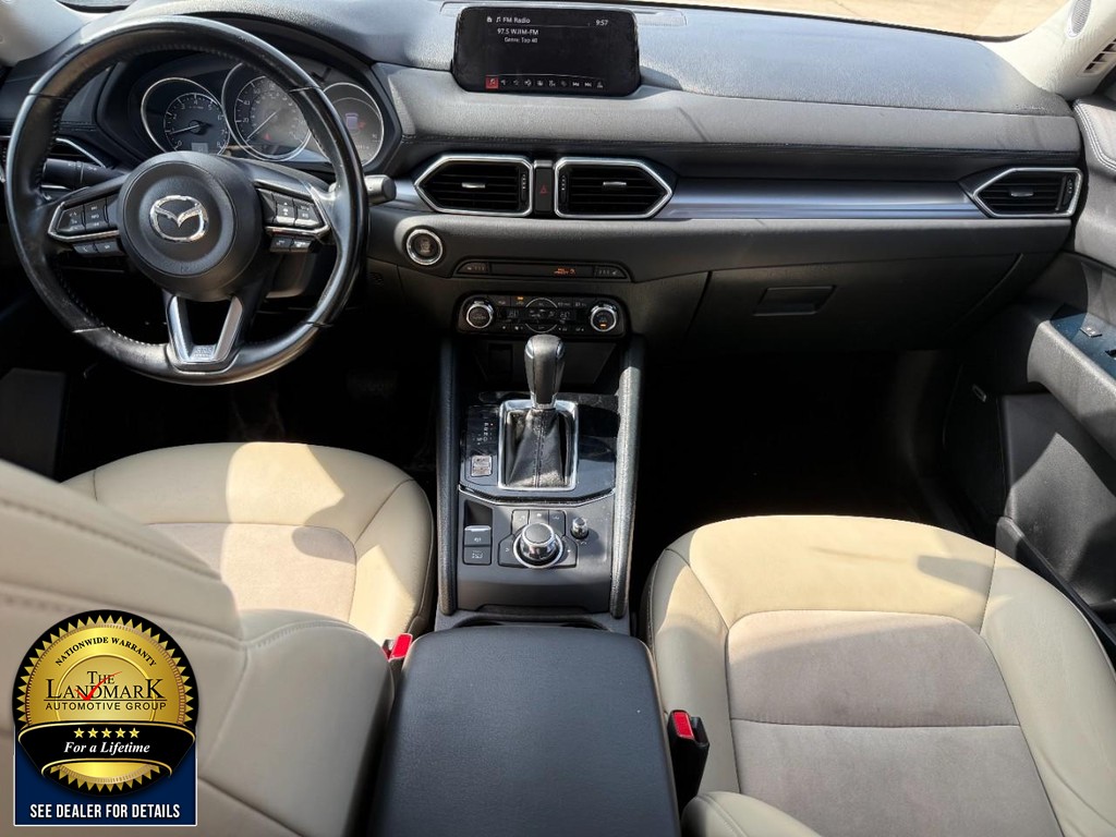 Mazda CX-5 Vehicle Full-screen Gallery Image 17