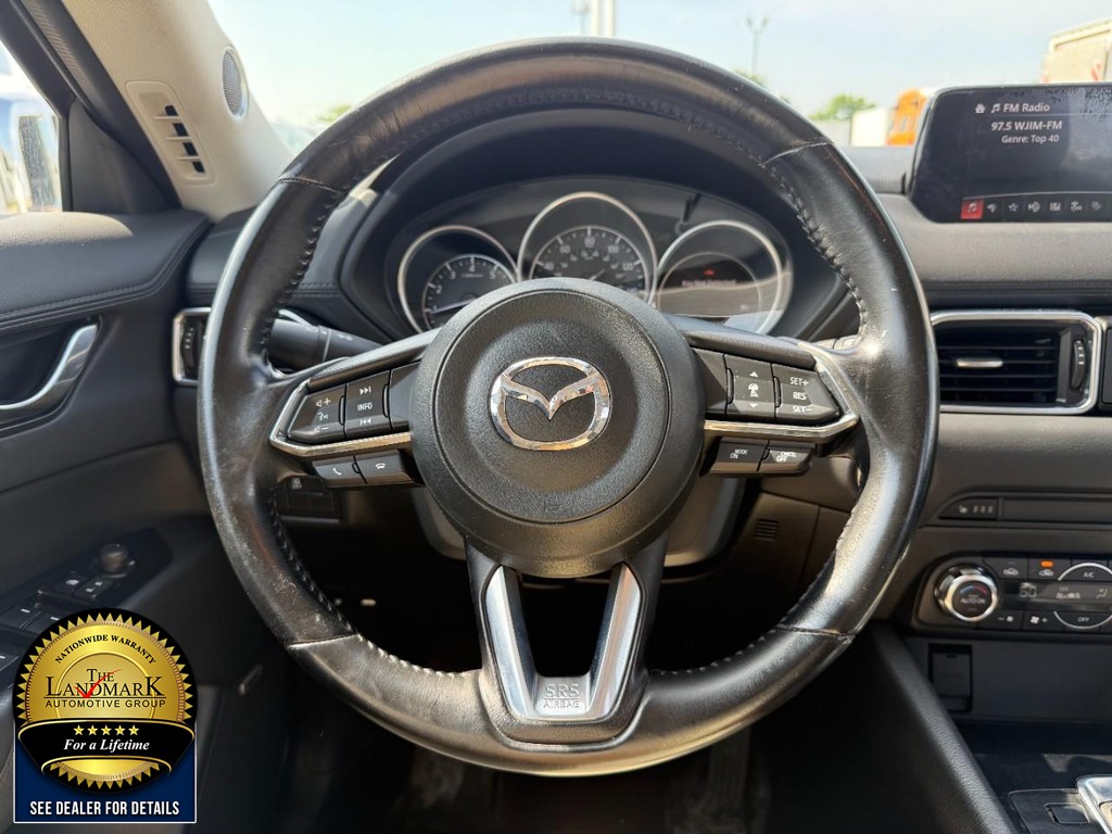 Mazda CX-5 Vehicle Full-screen Gallery Image 18