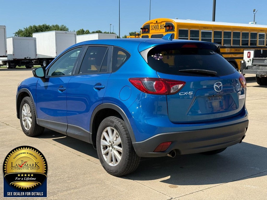 Mazda CX-5 Vehicle Full-screen Gallery Image 7