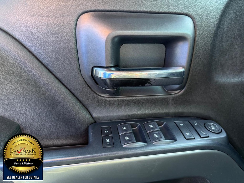 Chevrolet Silverado 1500 Vehicle Full-screen Gallery Image 8