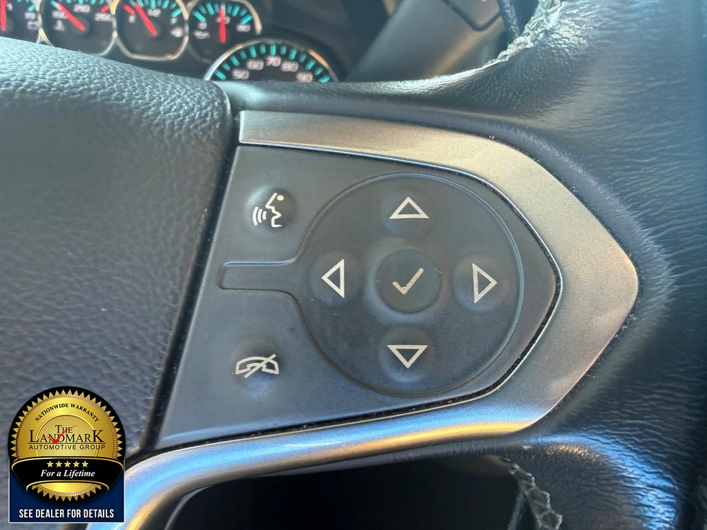 Chevrolet Silverado 1500 Vehicle Full-screen Gallery Image 10