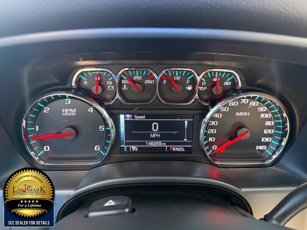 Chevrolet Silverado 1500 Vehicle Full-screen Gallery Image 11