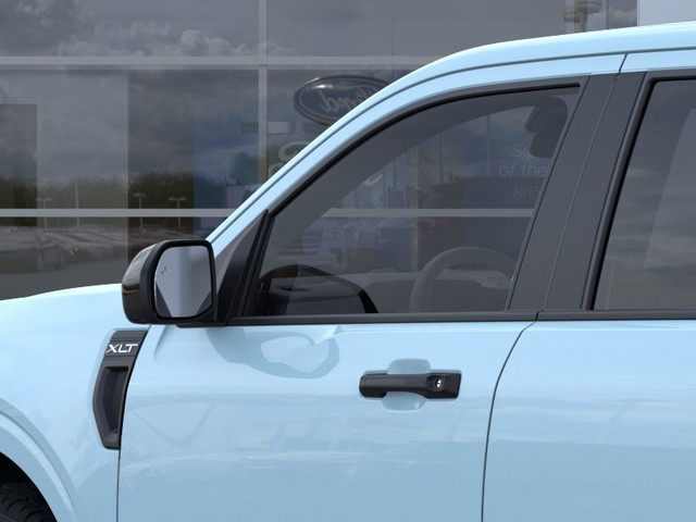 Ford Maverick Vehicle Full-screen Gallery Image 21