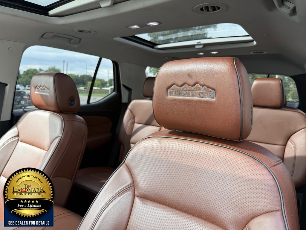 Chevrolet Traverse Vehicle Full-screen Gallery Image 9