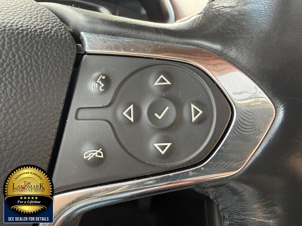 Chevrolet Traverse Vehicle Full-screen Gallery Image 11