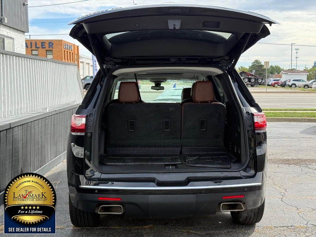 Chevrolet Traverse Vehicle Full-screen Gallery Image 23
