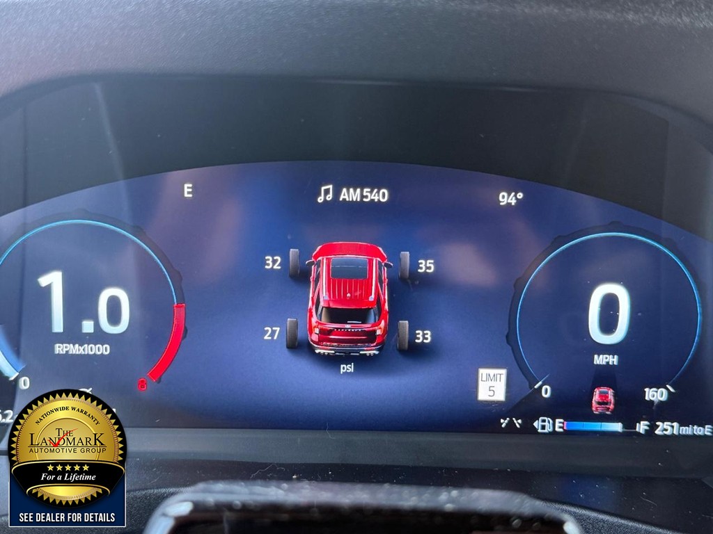 Ford Explorer Vehicle Full-screen Gallery Image 12