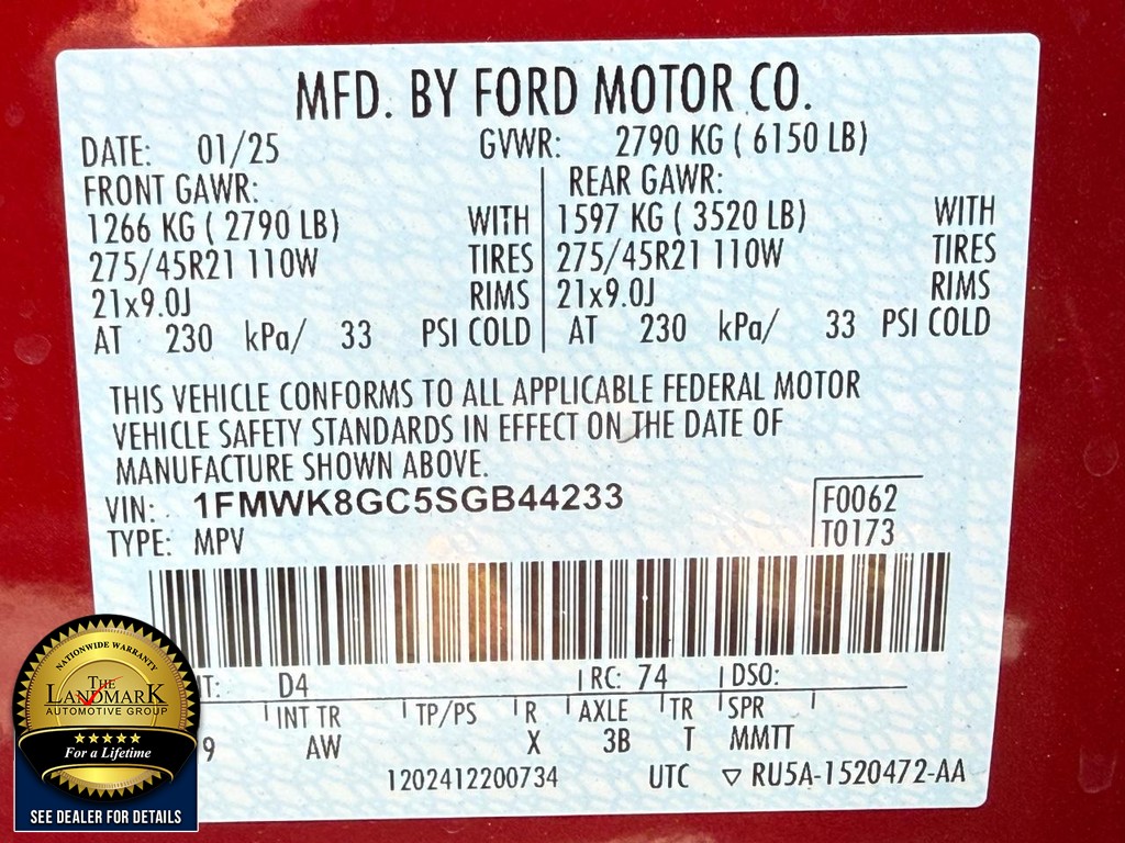 Ford Explorer Vehicle Full-screen Gallery Image 24