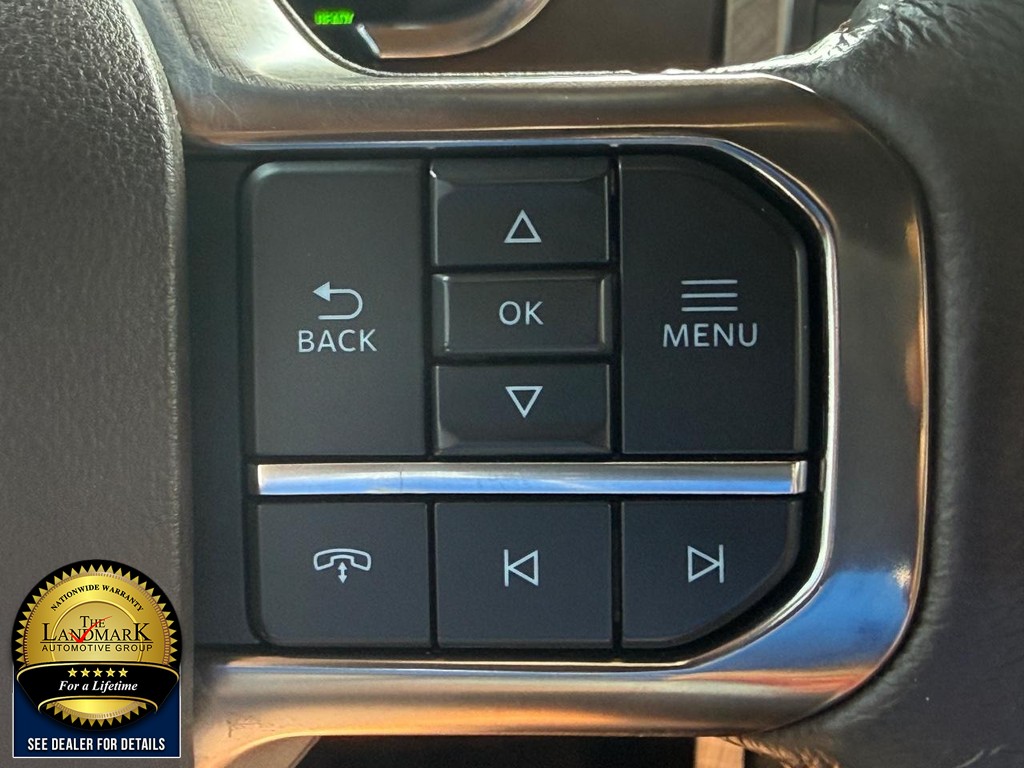 Ford F-150 Vehicle Full-screen Gallery Image 11